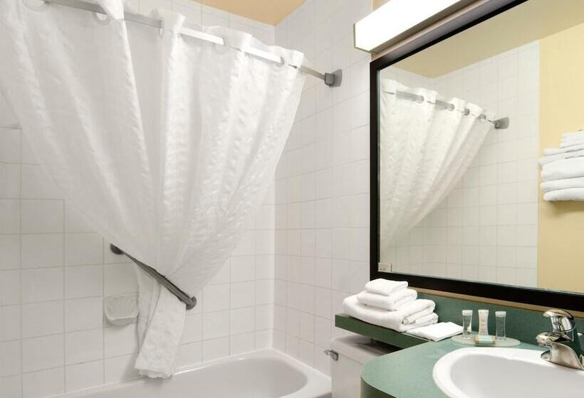 فندق Travelodge By Wyndham Drumheller Ab