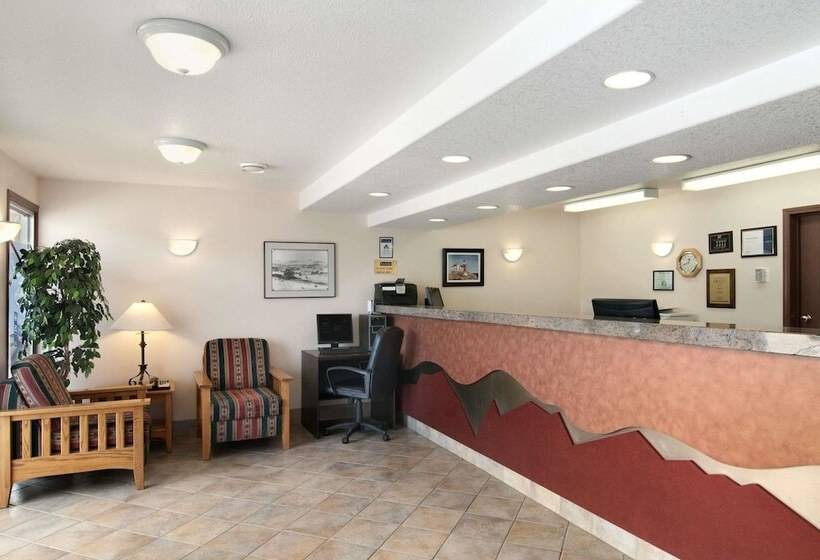 فندق Travelodge By Wyndham Drumheller Ab