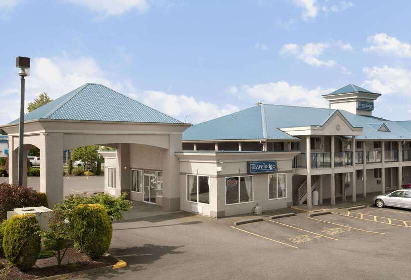 هتل Travelodge By Wyndham Langley