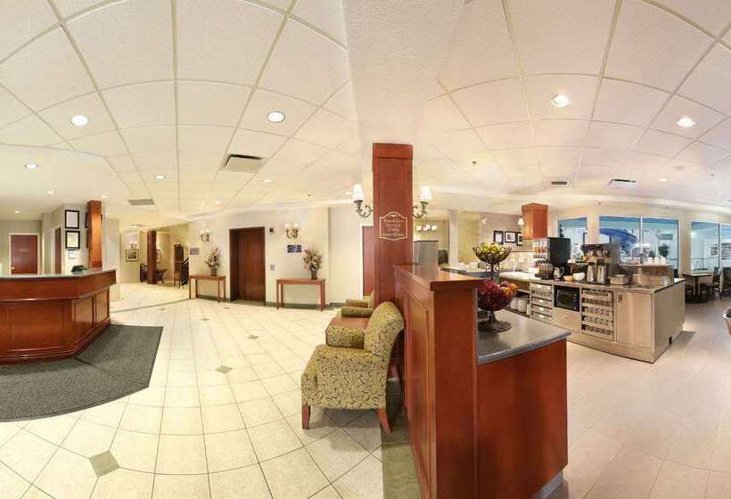 فندق Travelodge By Wyndham Strathmore