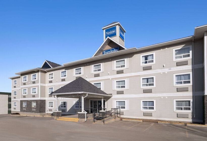 فندق Travelodge By Wyndham Fort Mcmurray