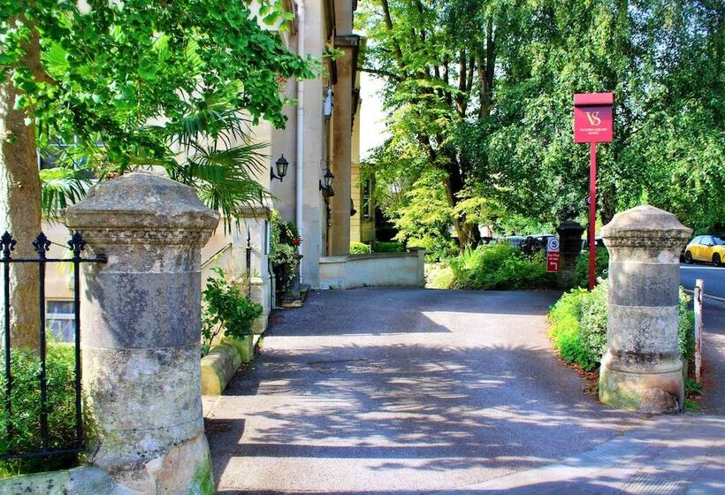 Victoria Square Hotel Clifton Village