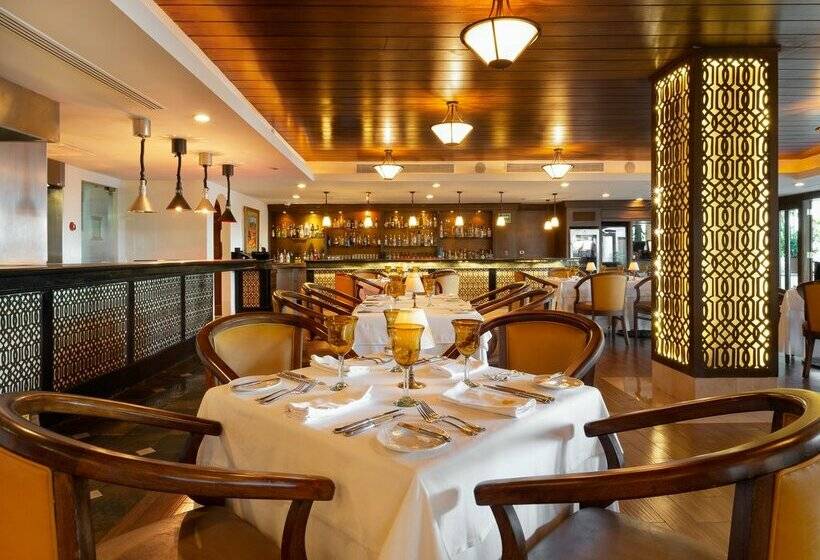 ホテル Villa La Estancia Beach Resort & Spa