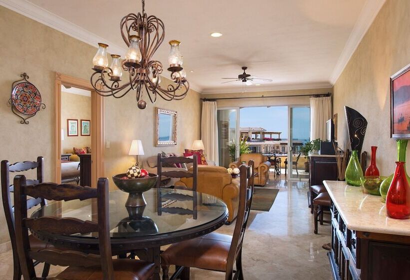 هتل Villa La Estancia Beach Resort & Spa