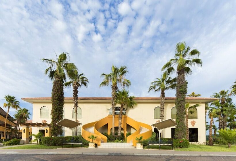 هتل Villa La Estancia Beach Resort & Spa