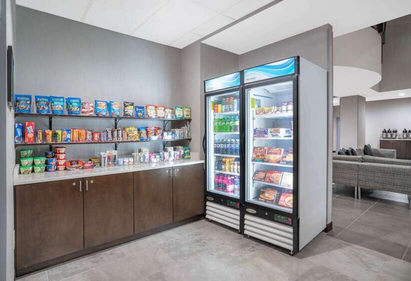 فندق Wingate By Wyndham Charlotte Airport