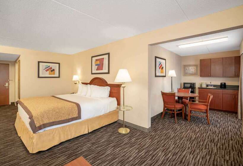 فندق Wingate By Wyndham Charlotte Airport