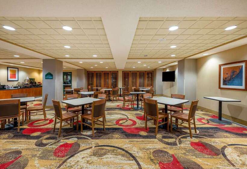 فندق Wingate By Wyndham Gillette Near Camplex