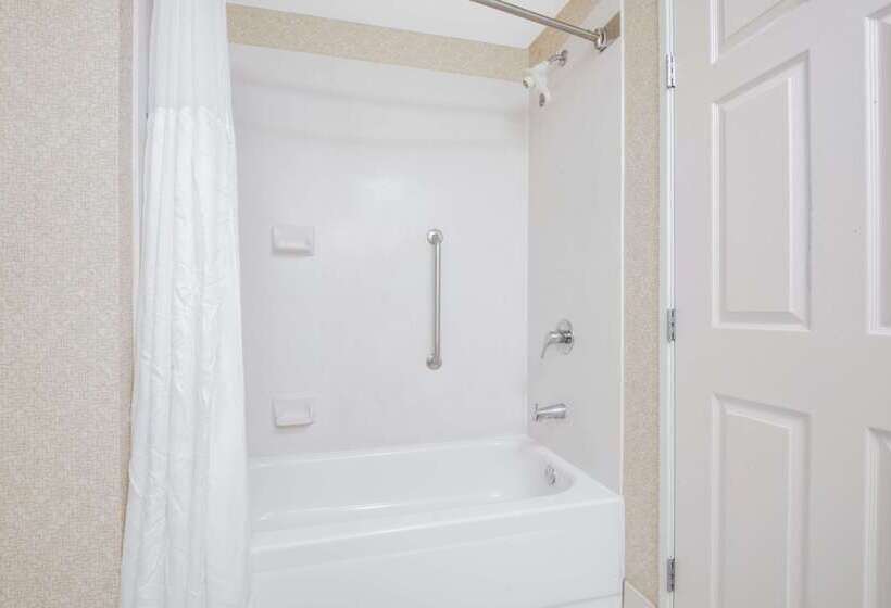 فندق Wingate By Wyndham Gillette Near Camplex