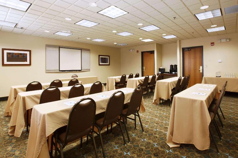 فندق Wingate By Wyndham Gillette Near Camplex