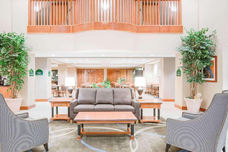 فندق Wingate By Wyndham Gillette Near Camplex