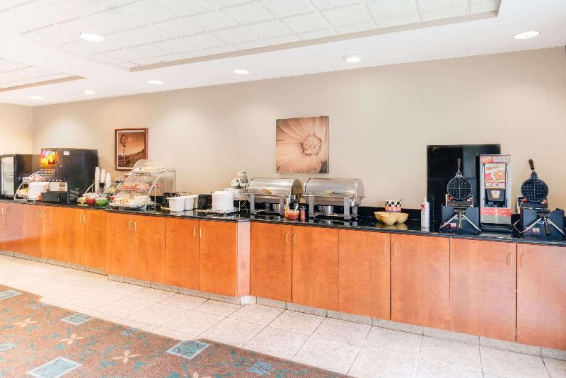 فندق Wingate By Wyndham Gillette Near Camplex