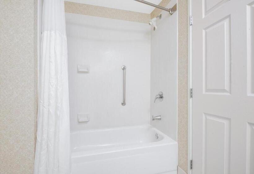 فندق Wingate By Wyndham Gillette Near Camplex