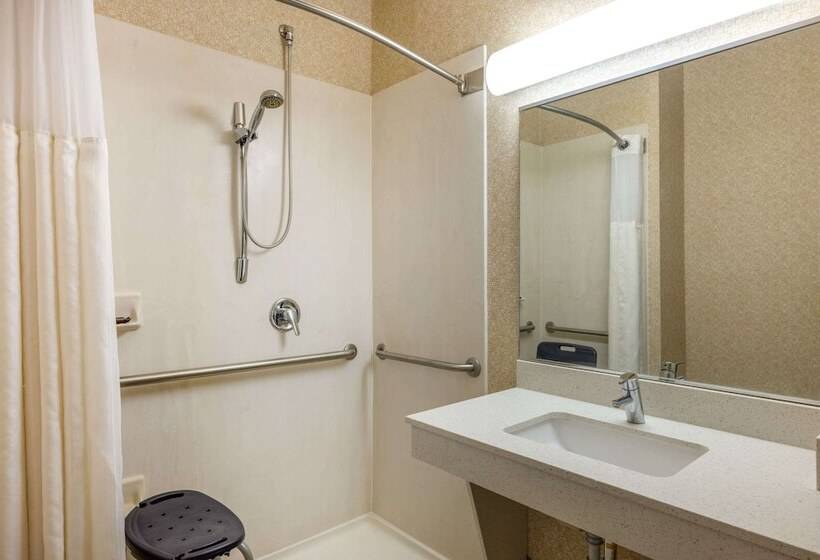 فندق Wingate By Wyndham Gillette Near Camplex