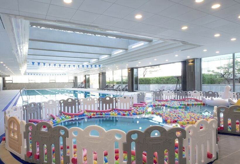 בית מלון כפרי Yousung