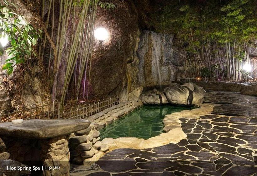 בית מלון כפרי Yousung