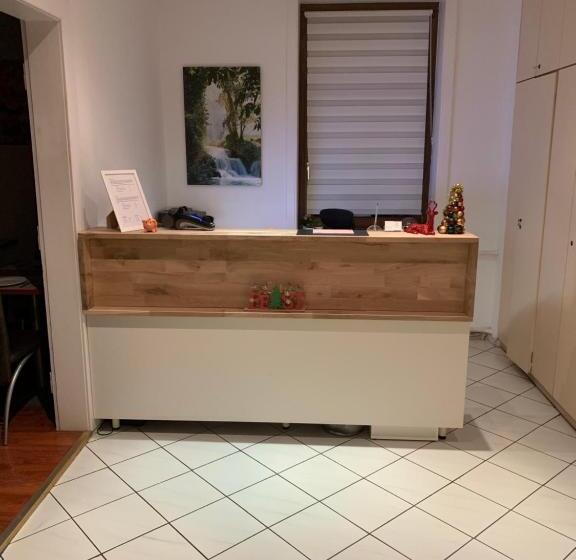 Отель Zum Adler