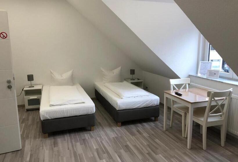 Отель Zum Adler