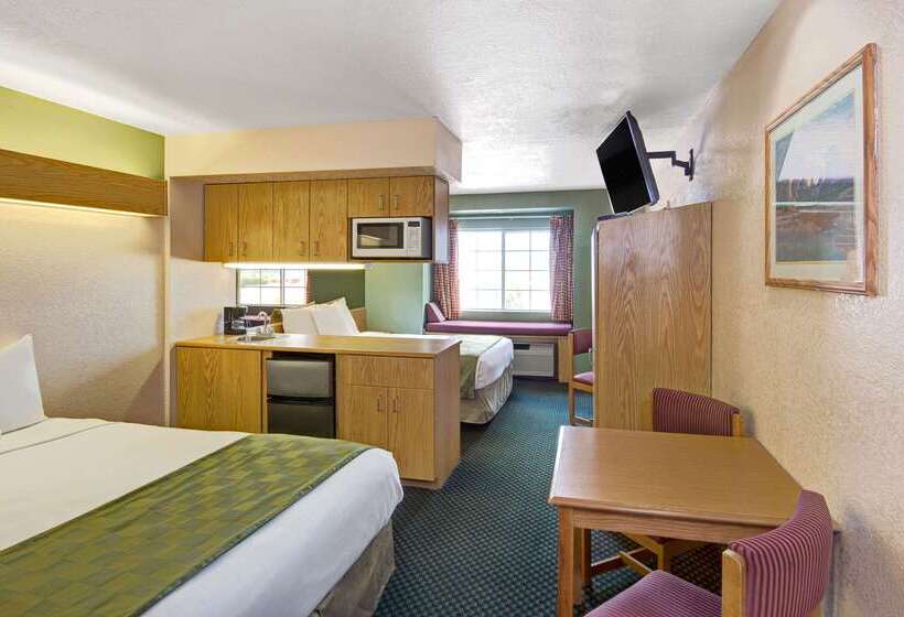 Microtel Inn & Suites By Wyndham Albuquerque West