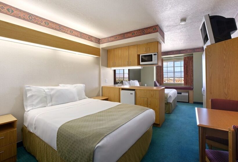 Microtel Inn & Suites By Wyndham Albuquerque West