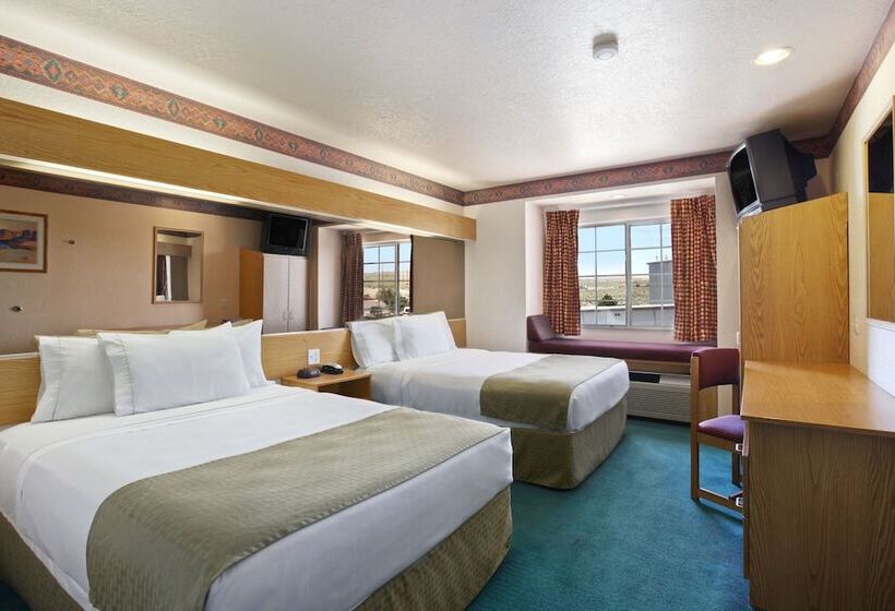 Microtel Inn & Suites By Wyndham Albuquerque West