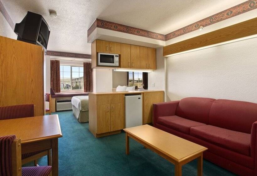 Microtel Inn & Suites By Wyndham Albuquerque West