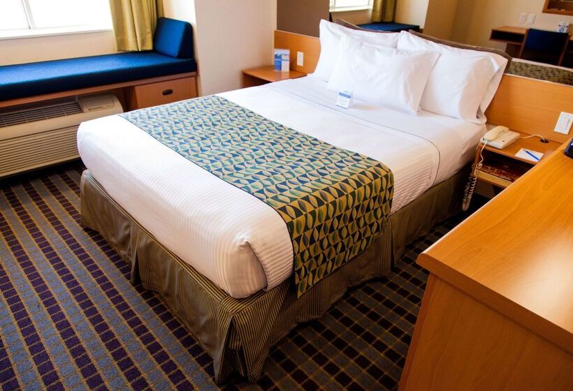 Microtel Inn & Suites By Wyndham Chihuahua