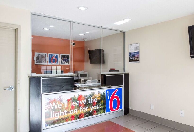Motel 6 New Brunswick
