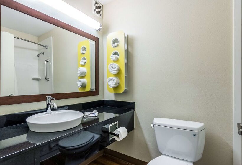 Motel 6 New Brunswick