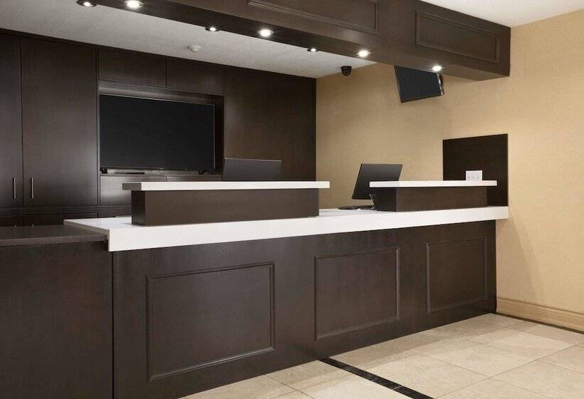 فندق على الطريق Days Inn By Wyndham Woodstock