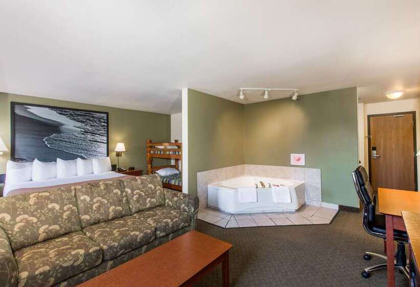 Motel Super 8 By Wyndham Amherst Ns