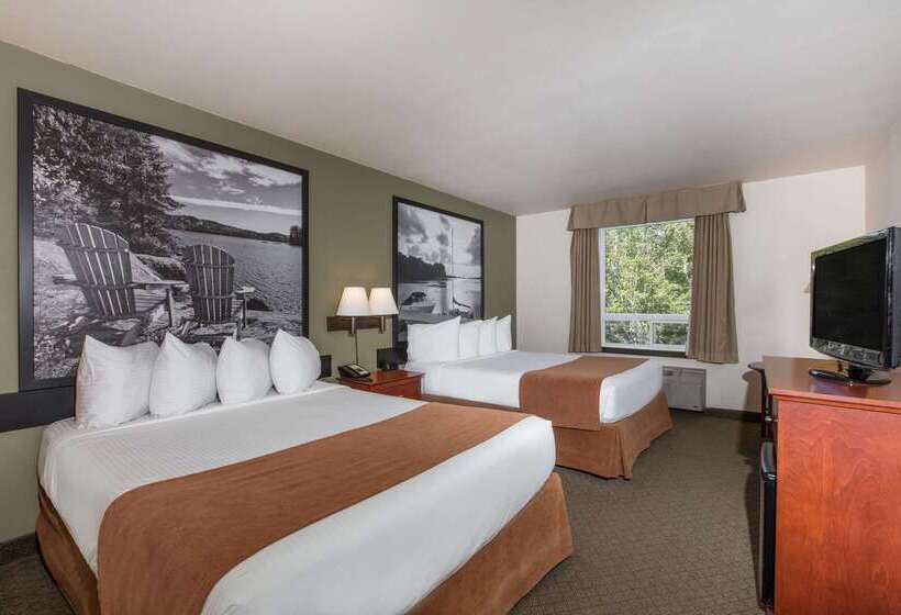 Motel Super 8 By Wyndham Amherst Ns