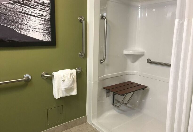 Motel Super 8 By Wyndham Amherst Ns