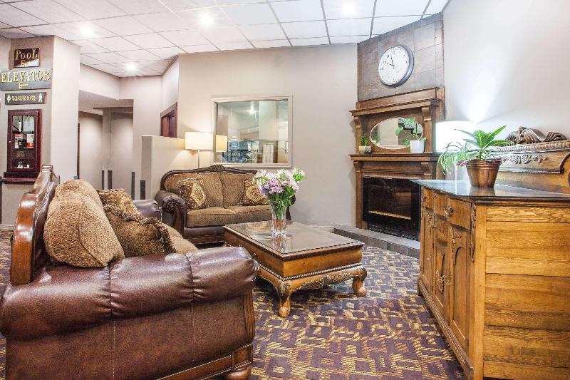 מוטל Super 8 By Wyndham Castlegar Bc