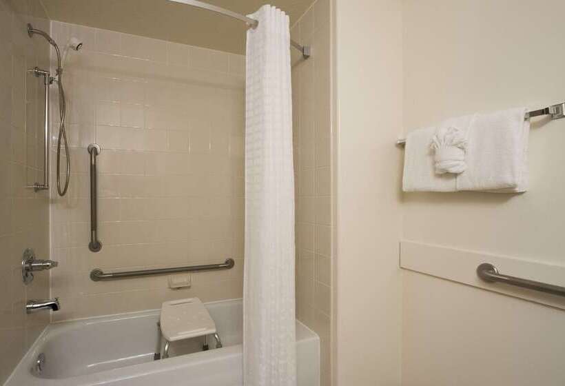 モーテル Super 8 By Wyndham Dawson Creek