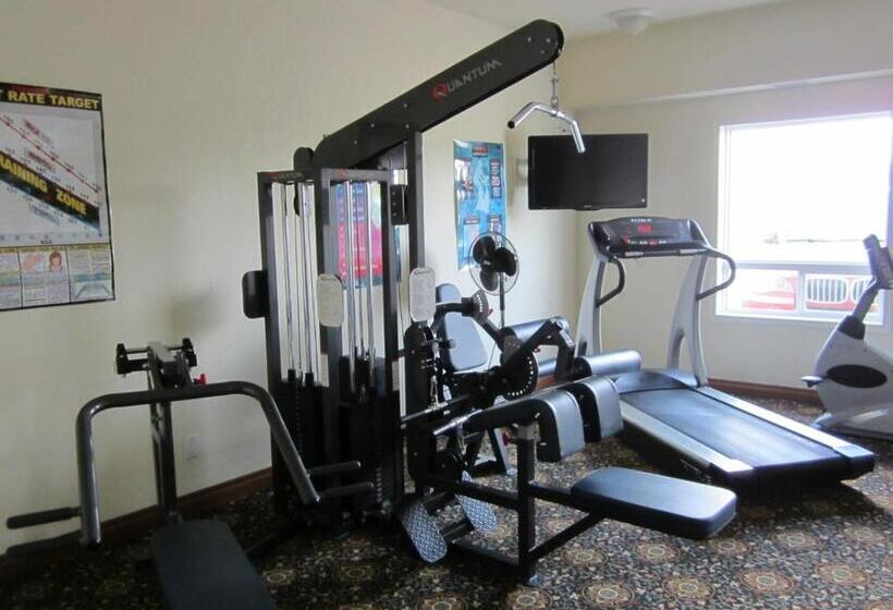 モーテル Super 8 By Wyndham Dawson Creek