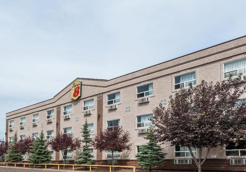 모텔 Super 8 By Wyndham Edmonton/west