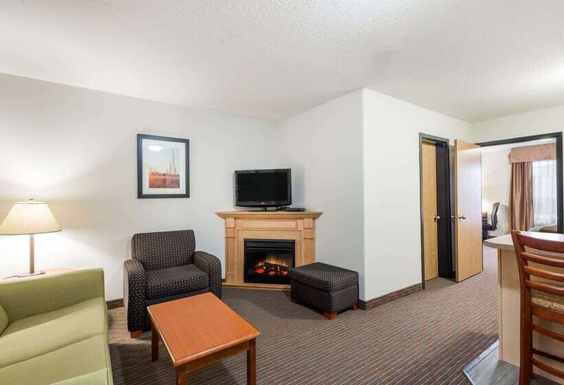מוטל Super 8 By Wyndham Grande Prairie