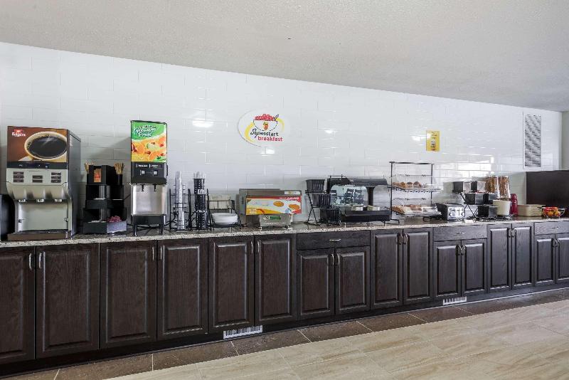 מוטל Super 8 By Wyndham Grande Prairie