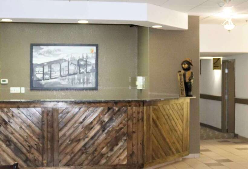 فندق على الطريق Super 8 By Wyndham Hinton