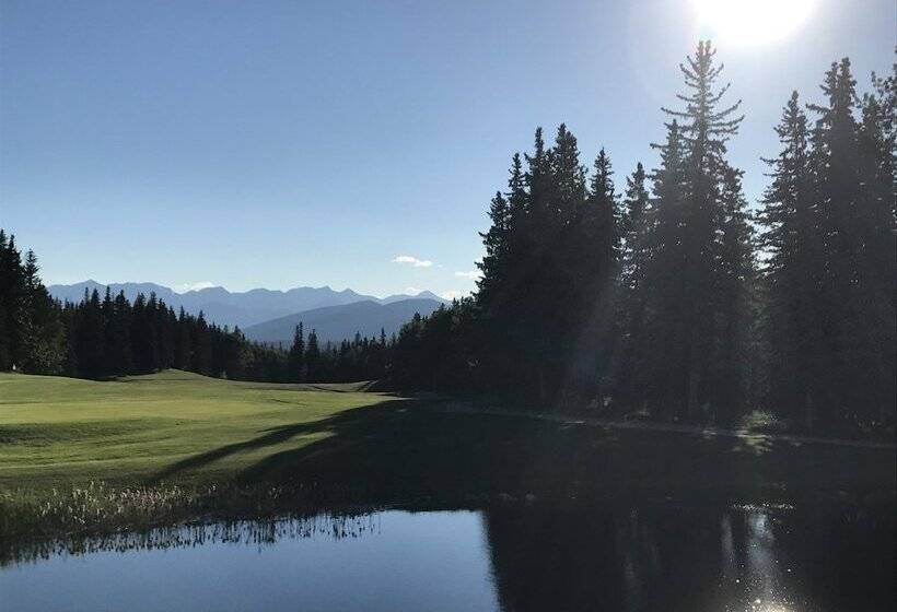 فندق على الطريق Super 8 By Wyndham Hinton