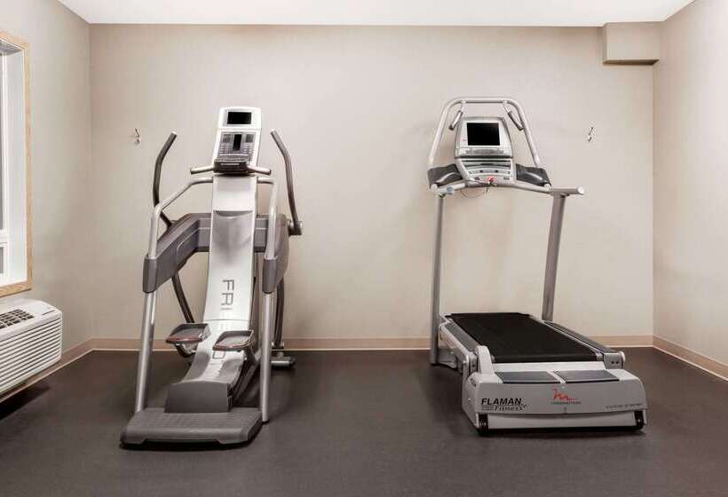 汽车旅馆  Super 8 By Wyndham Prince Albert