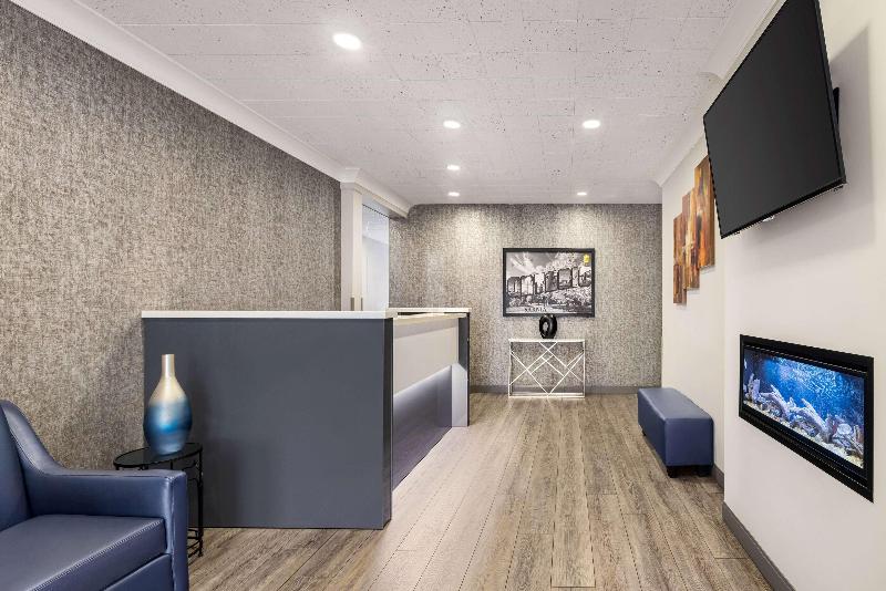 Мотель Super 8 By Wyndham Sarnia On