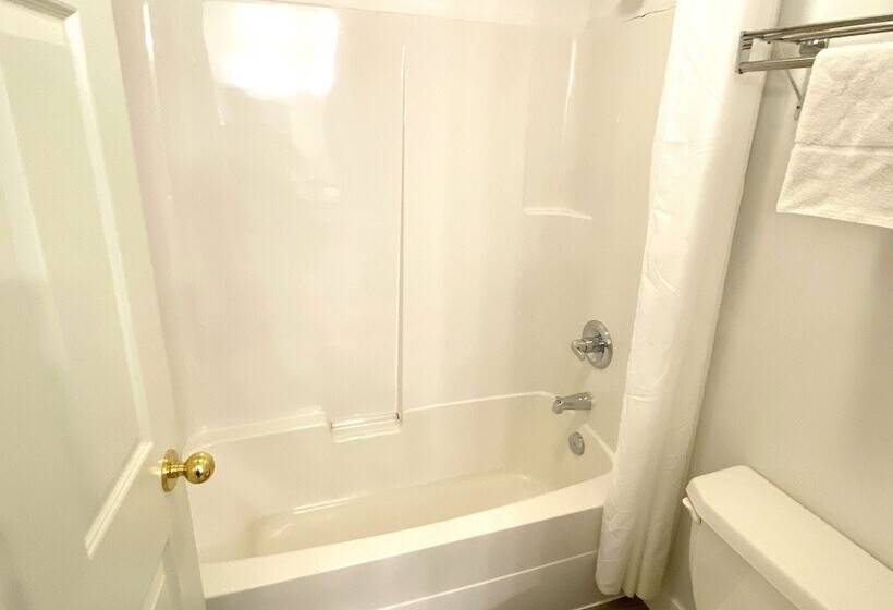 Motel Super 8 By Wyndham Sicamous