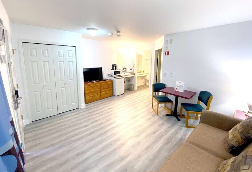 Motel Super 8 By Wyndham Sicamous