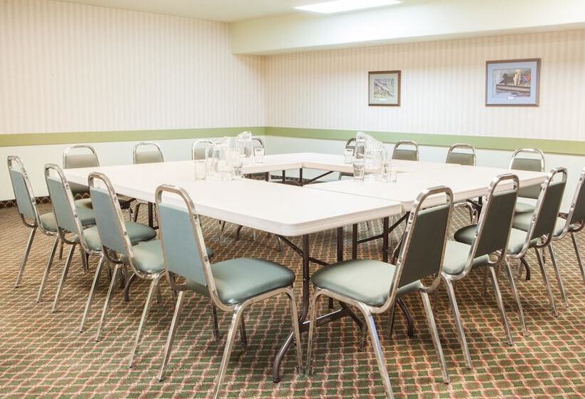 فندق على الطريق Super 8 By Wyndham Swan River Mb