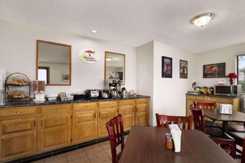 Мотель Super 8 By Wyndham Williams Lake Bc