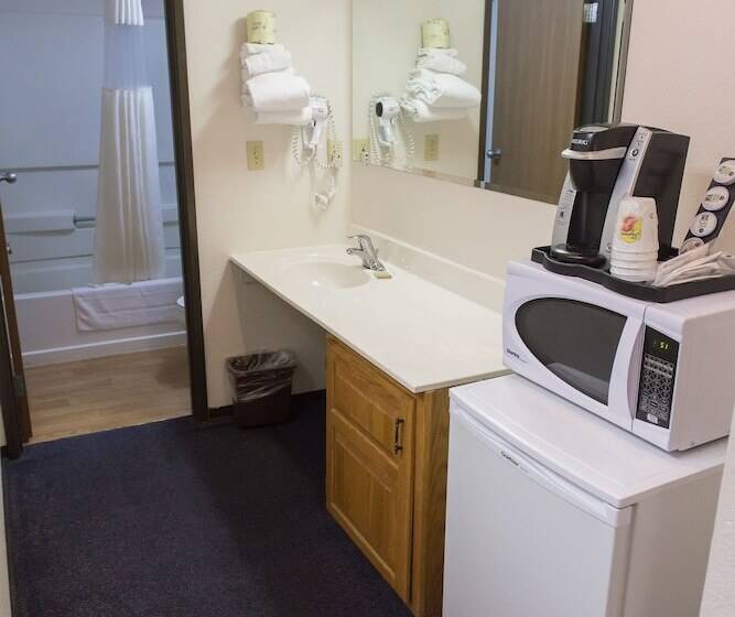 Мотель Super 8 By Wyndham Williams Lake Bc