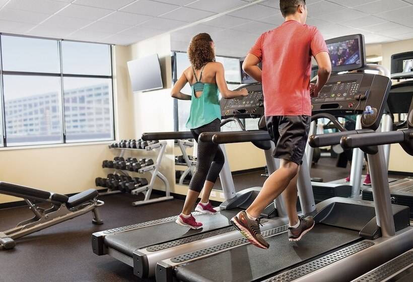 فندق على الطريق Towneplace Suites By Marriott Fort Mcmurray