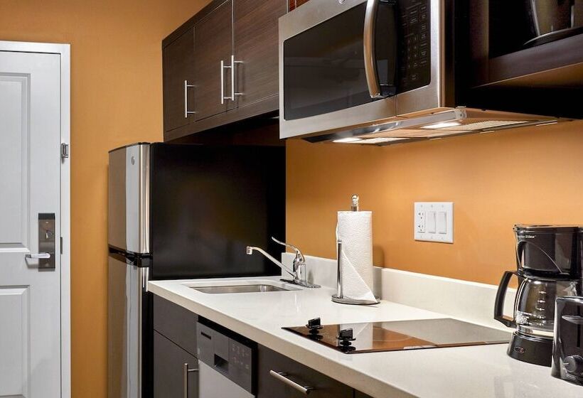 فندق على الطريق Towneplace Suites By Marriott Fort Mcmurray